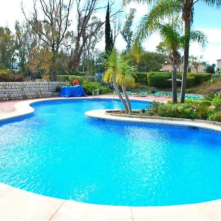 Golf View Apartment *