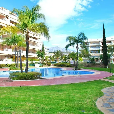 Golf View Apartment *